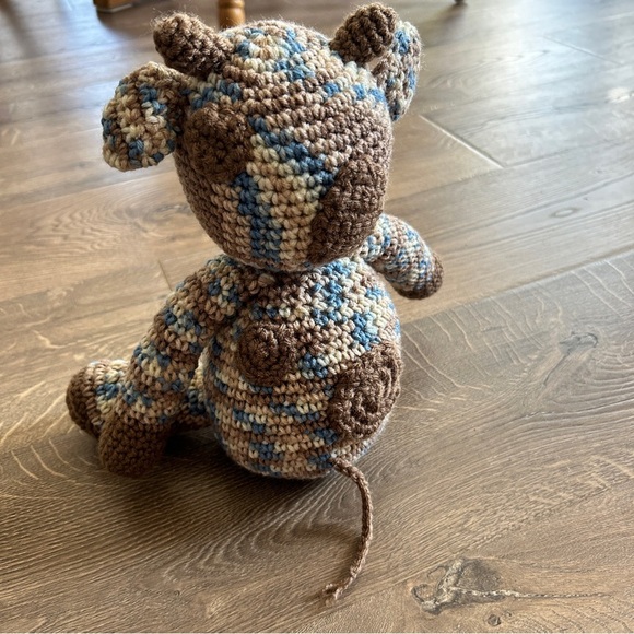 Handmade crochet cow - Picture 3 of 7